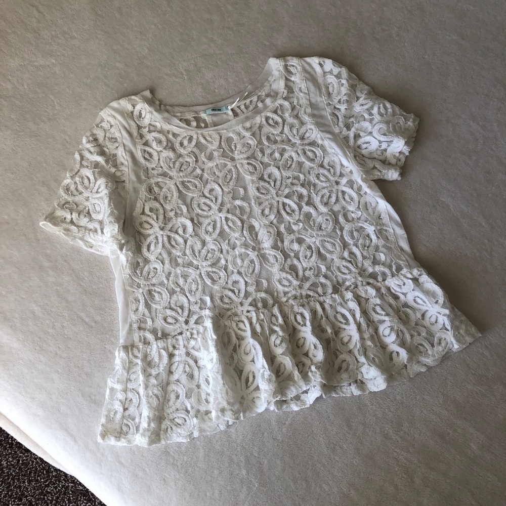Kimchi Blue white lace peplum top
